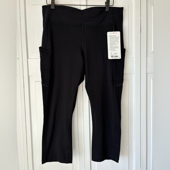 Lululemon black Speed Up Crop, 12 NWT - Picture 1 of 3
